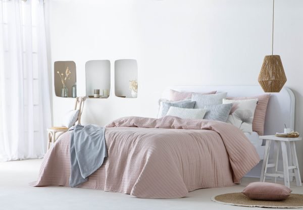 133536047750480106-linette rose Colcha Antillo - Linette